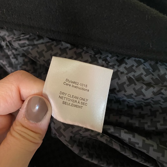 BLACK BUTTON UP COAT SIZE SMALL SWS - Picture 8 of 8